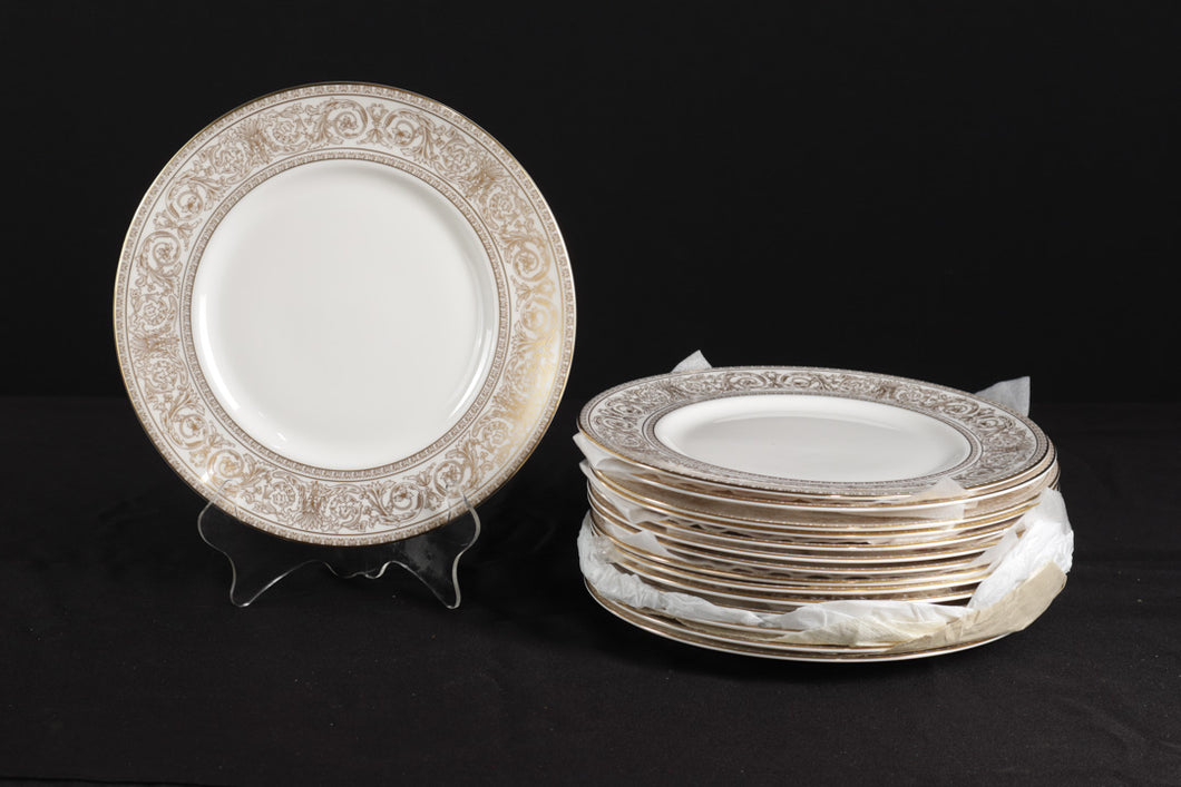Royal Doulton Sovereign H4973 Dinner Plates