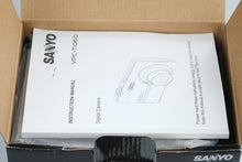 Load image into Gallery viewer, Sanyo VPC T1060 Digital Camera 10MP CCD Black 3X Zoom Original Box Manual
