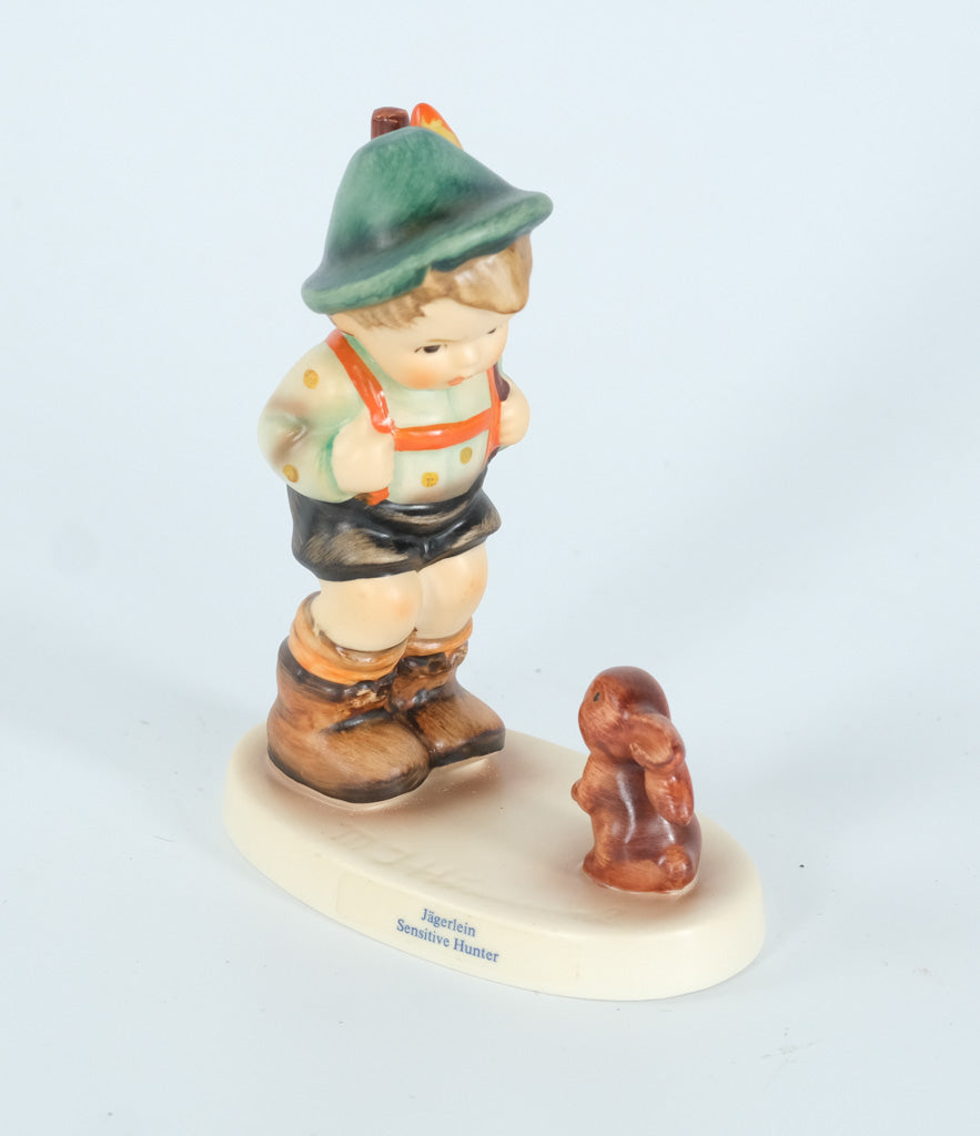 Vintage Goebel Hummel Figurine “Sensitive Hunter” #540 - 1992, TMK-8