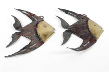 Load image into Gallery viewer, Set of 3 Metal Wall Hanging Fish
