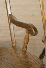 Load image into Gallery viewer, Set of 4 Oak Windsor Dining Chairs
