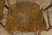 Load image into Gallery viewer, Set of 4 Oak Windsor Dining Chairs
