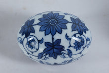 Load image into Gallery viewer, Set of 4 Blue and White Porcelain Decorative Eggs – Floral Pattern, 3.5&quot; x 2.5&quot;

