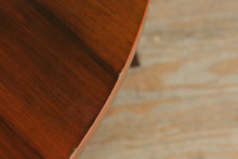 Load image into Gallery viewer, High-End Sherrill Round Coffee Table – 36&quot; Diameter
