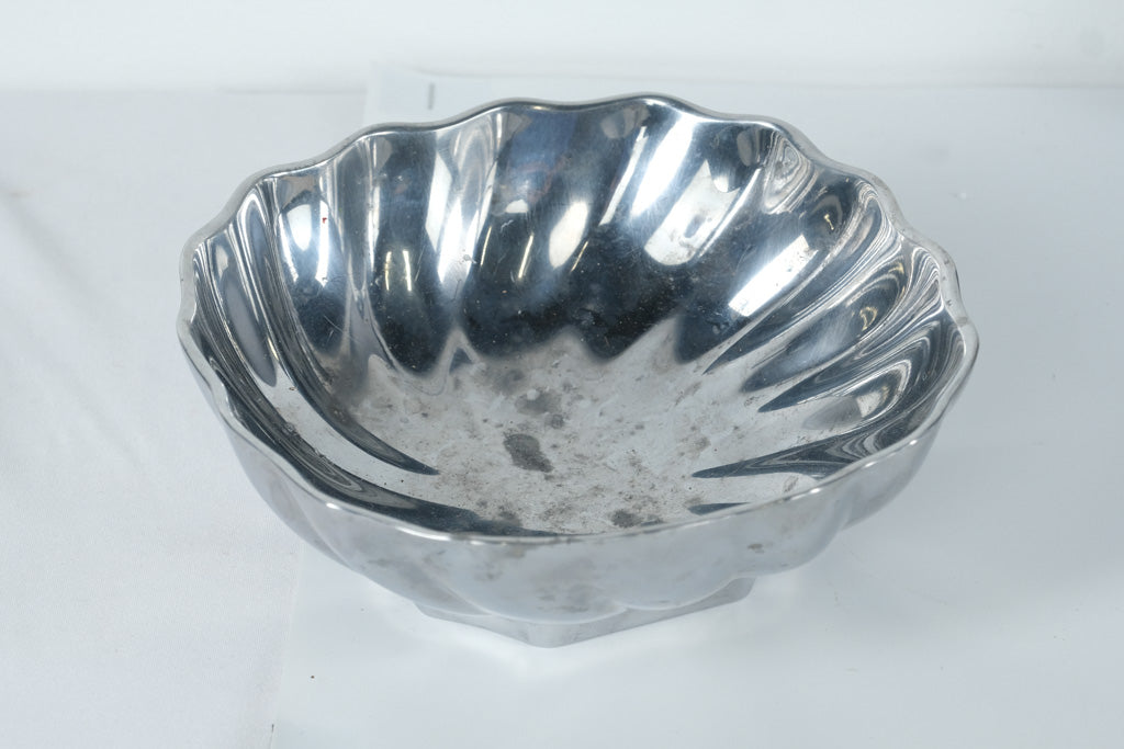Wilton Armetale Fluted Aluminum Serving Bowl – 7