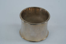 Load image into Gallery viewer, Silver Tone Napkin Rings Set of 8 Beaded Edge Metal Table Setting Holders
