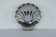 Load image into Gallery viewer, Vintage Summit Italy 18 10 Stainless Steel Seashell Serving Dish Two Tone
