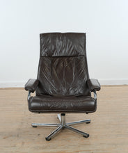 Load image into Gallery viewer, Norwegian Leather Swivel Recliner by Skoghaugen Industries
