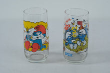 Load image into Gallery viewer, Vintage 1983 Smurfs Glasses (Set of 2) – Papa Smurf &amp; Party Scene – Wallace Berrie
