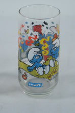 Load image into Gallery viewer, Vintage 1983 Smurfs Glasses (Set of 2) – Papa Smurf &amp; Party Scene – Wallace Berrie
