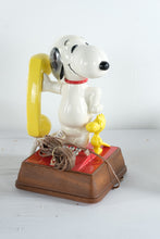 Load image into Gallery viewer, Vintage Snoopy Woodstock Telephone Design Line Peanuts Phone With Box 1980s
