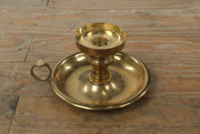 Load image into Gallery viewer, International Silver Co. Solid Brass Chamberstick Candle Holder – Vintage 5.5" x 6.5" – Classic Colonial Style

