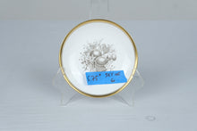 Load image into Gallery viewer, Spode Chatham Y5280 Bone China Dinnerware Set 26 Pieces Gold Trim England
