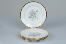 Load image into Gallery viewer, Spode Chatham Y5280 Bone China Dinnerware Set 26 Pieces Gold Trim England
