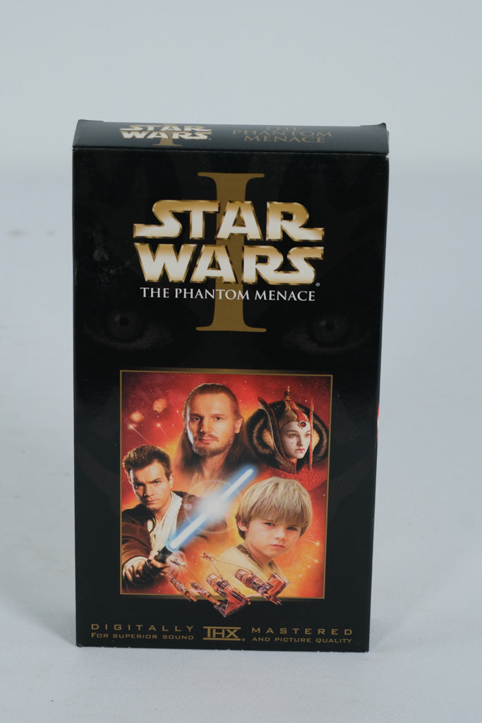 🎞️ Star Wars: Episode I – The Phantom Menace (1999) – VHS | Digitally Mastered | Includes Promo Booklet