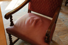 Load image into Gallery viewer, Stickley Furniture Dining Set – Rare Find with 8 Chairs &amp; 2 Leaves (Online Exclusive)

