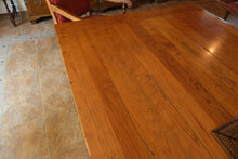Load image into Gallery viewer, Stickley Furniture Dining Set – Rare Find with 8 Chairs &amp; 2 Leaves (Online Exclusive)
