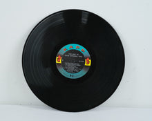 Load image into Gallery viewer, The Best of Chad Mitchell Trio - 1963 Vinyl Record
