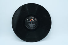 Load image into Gallery viewer, The Orchestra and Chorus of Henry Mancini: Dear Heart Vinyl Record
