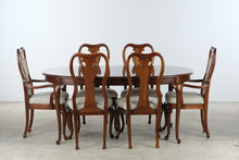 Load image into Gallery viewer, Thomasville Solid Cherry Queen Anne Dining Table with Two Leaves and Six Chairs
