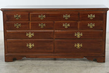 Load image into Gallery viewer, Thomasville Winston Court 7-Drawer Dresser with Optional Mirror
