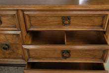 Load image into Gallery viewer, Vintage Thomasville Tamerlane 9-Drawer Dresser, 1974
