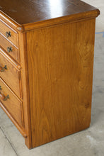 Load image into Gallery viewer, Thomasville Solid Oak Dresser with Center Cabinet and Seven Drawers
