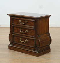 Load image into Gallery viewer, Elegant Thomasville 3-Drawer Nightstand – Sculpted Profile in Rich Walnut Finish
