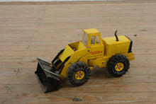 Load image into Gallery viewer, 1970s Tonka XMB-975 Front End Loader Pressed Steel Construction Toy
