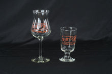 Load image into Gallery viewer, Vintage Tramps Discotheque Backgammon Club Glass Set Myrtle Beach Barware
