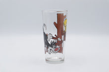 Load image into Gallery viewer, Vintage Pepsi Looney Tunes Sylvester Tweety Collector Glass 1976
