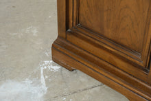 Load image into Gallery viewer, United Furniture Solid Oak Triple Dresser with Center Cabinet and Nine Drawers - Online Only
