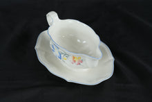 Load image into Gallery viewer, Villeroy Boch Riviera Gravy Boat With Underplate Porcelain Floral
