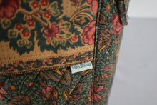 Load image into Gallery viewer, Vera Bradley 3-Piece Luggage Set - Duffle, Hang-Up, Knap Sack
