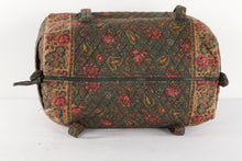 Load image into Gallery viewer, Vera Bradley 3-Piece Luggage Set - Duffle, Hang-Up, Knap Sack
