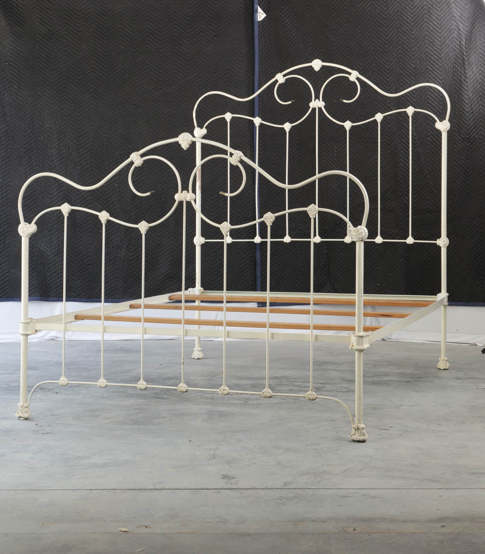 Vintage Wrought Iron Full Size Bed