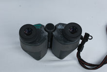 Load image into Gallery viewer, Vivitar PV Series 8x22 Compact Binoculars 367ft 1000yds With Bayer Case
