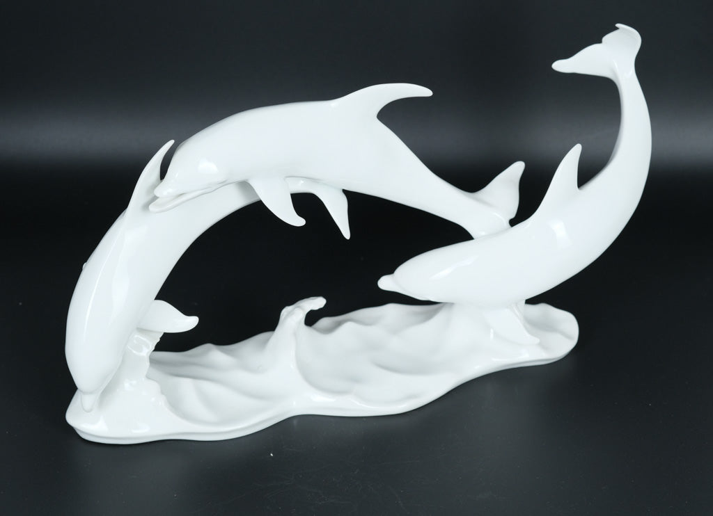 Rare Kaiser Triple Dolphin Figurine – Glossy White Porcelain, West Germany