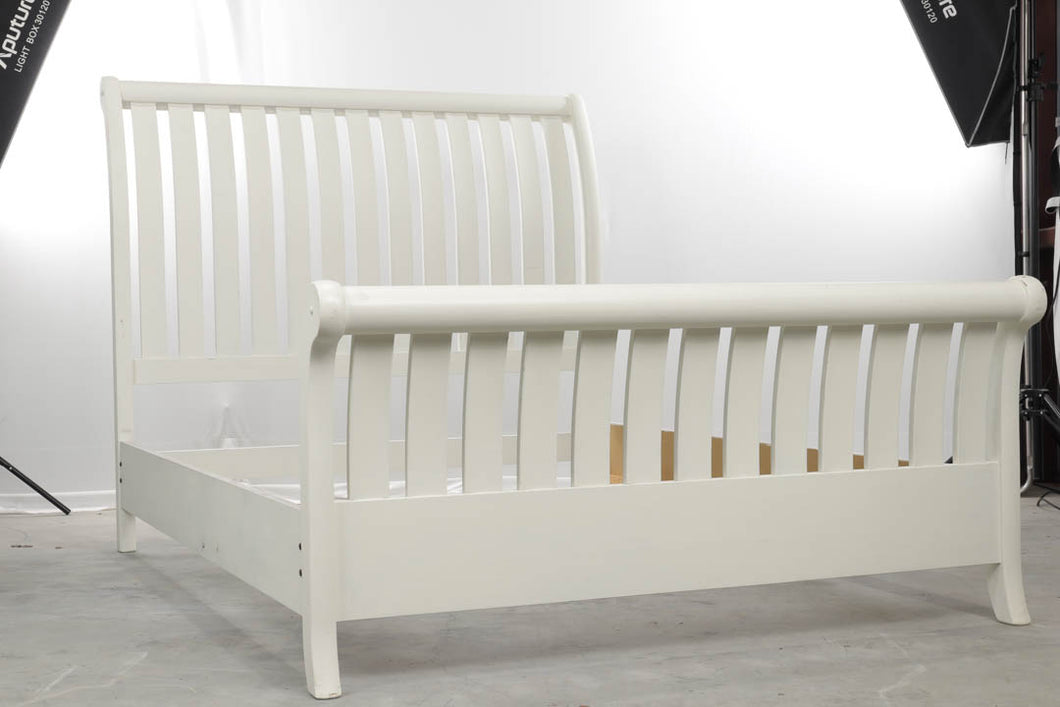 White Queen Size Slat Sleigh Bed