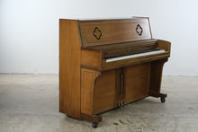 Load image into Gallery viewer, Wurlitzer Model 2962 Upright Piano Solid Wood 88 Key Console Made in USA
