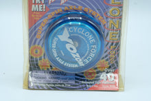 Load image into Gallery viewer, 1999 Yozone Cyclone Force Light Up Yo Yo Peachtree Playthings NIB
