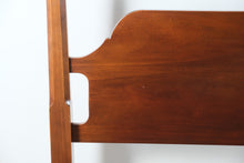 Load image into Gallery viewer, Y and J Solid Mahogany King Size Poster Bed Traditional Four Post Bed Frame
