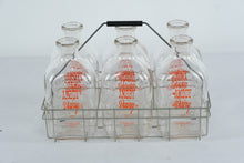 Load image into Gallery viewer, Vintage Amboy Dairy Syracuse NY Half Gallon Milk Bottles with Wire Carrier Set of 6
