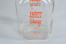 Load image into Gallery viewer, Vintage Amboy Dairy Syracuse NY Half Gallon Milk Bottles with Wire Carrier Set of 6
