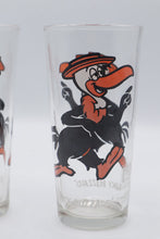 Load image into Gallery viewer, Vintage 1973 Pepsi Warner Bros Beaky Buzzard Collector Glasses Set of 2
