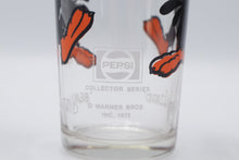 Load image into Gallery viewer, Vintage 1973 Pepsi Warner Bros Beaky Buzzard Collector Glasses Set of 2
