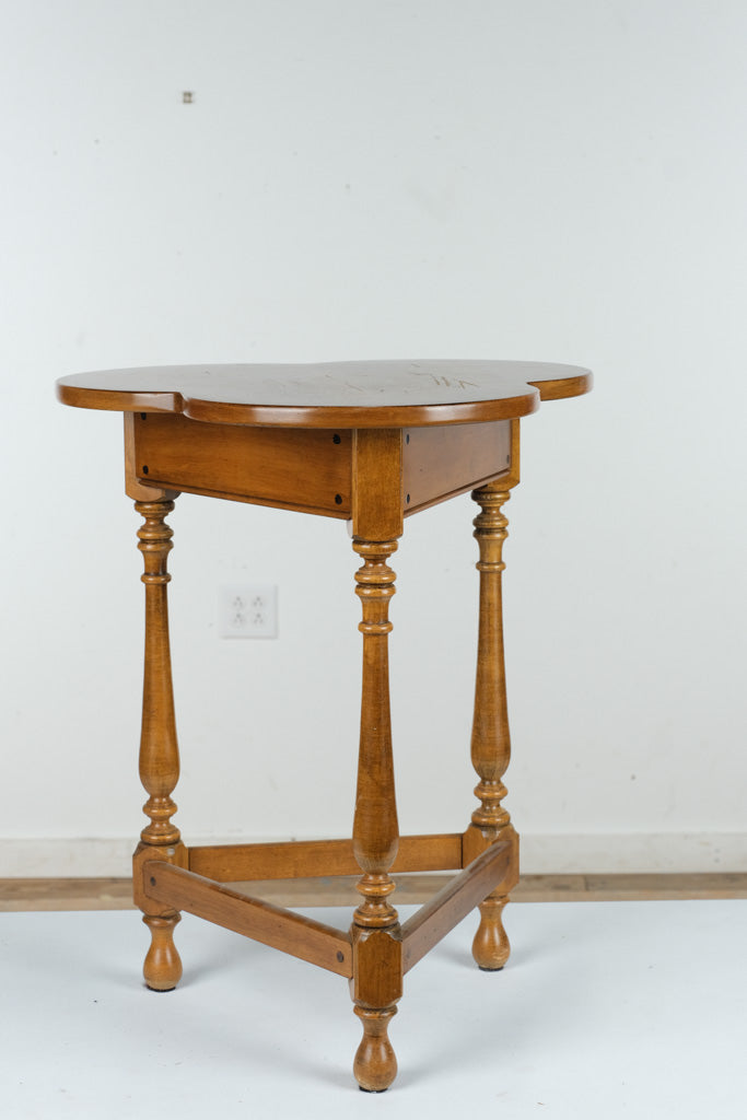 Ethan Allen 3-Clover Side Table – Solid Wood Accent Table