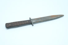 Load image into Gallery viewer, WW1 German Trench Knife, Gottlieb Hammesfahr
