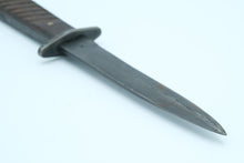 Load image into Gallery viewer, WW1 German Trench Knife, Gottlieb Hammesfahr
