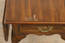 Load image into Gallery viewer, Vintage Hammary Solid Oak Drop Leaf Side Table with Queen Anne Legs
